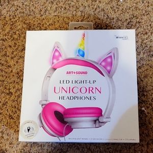 LED Unicorn Headphones 🦄
